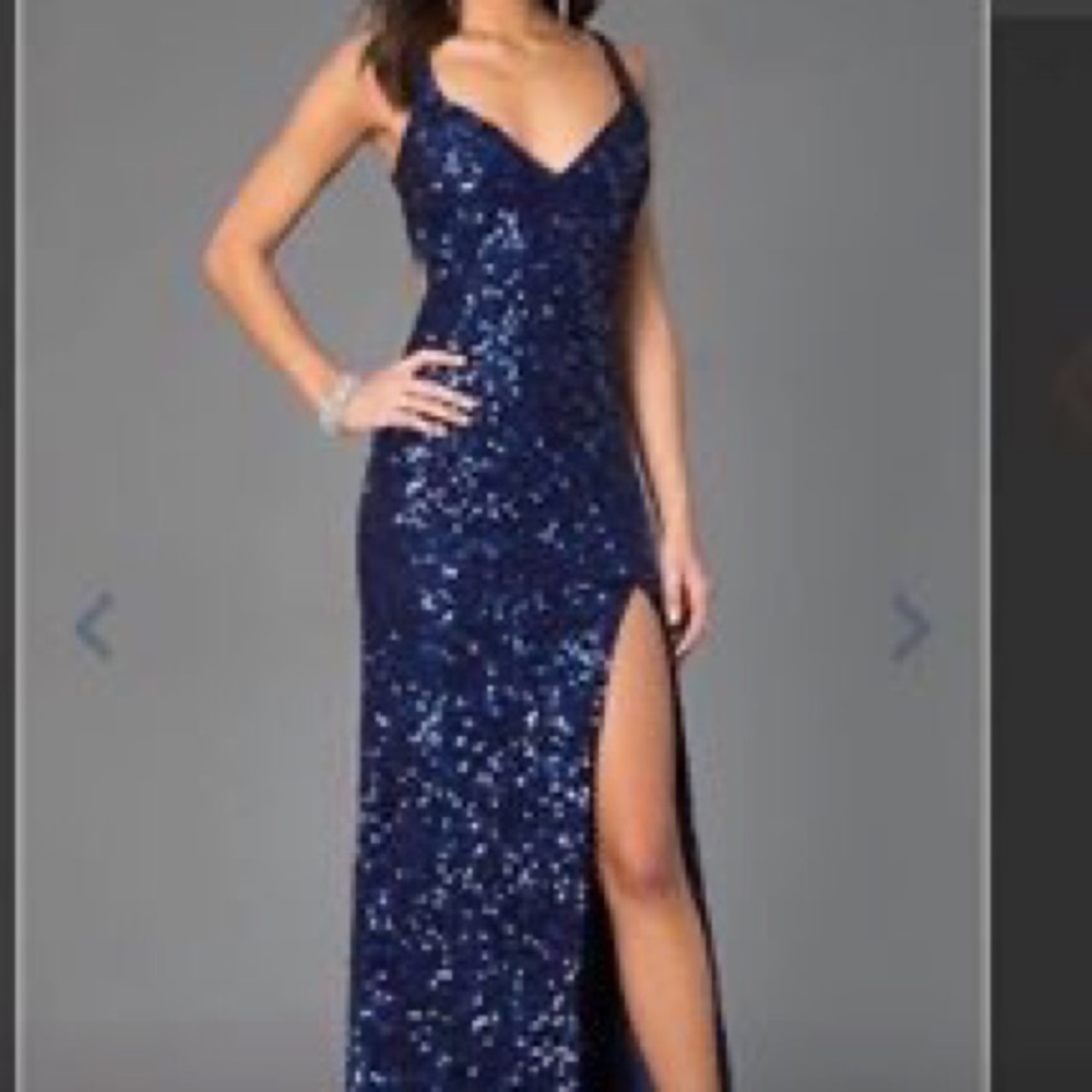 PROM DRESS